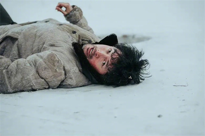 胡歌《三滴血》2025暑期上映，文淇闫妮宋佳加盟-1