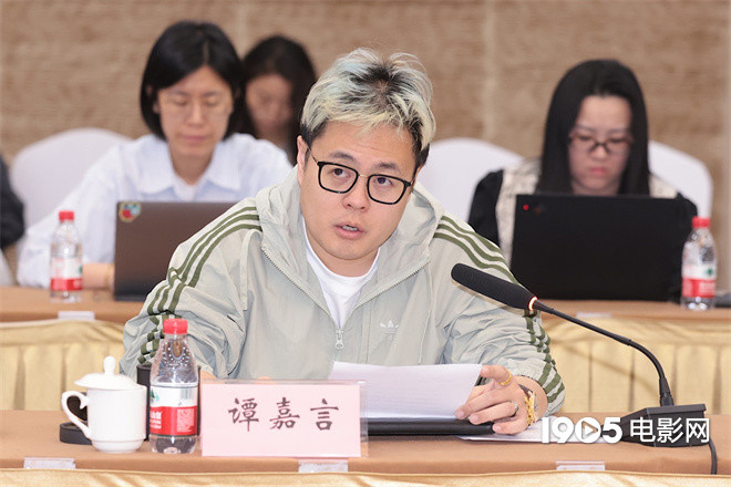 《沙尘暴》研讨：高群书赞段奕宏选戏不重番位-1
