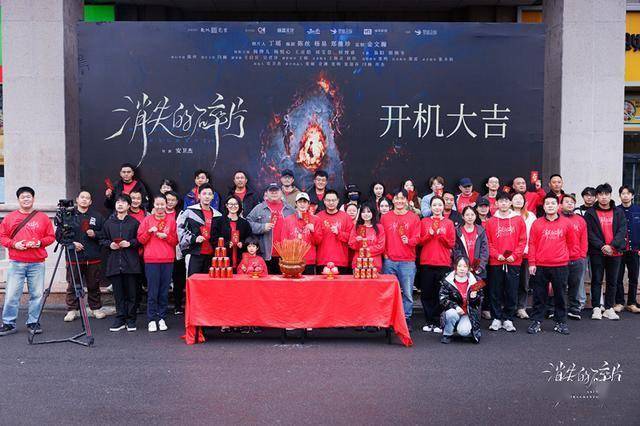 《碎片消失》：家庭重组下的悬疑与亲情深渊-2
