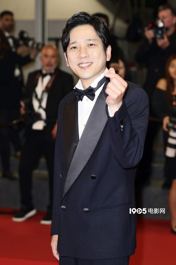 《8号出口》戛纳首映:二宫和也与小松菜奈亮相!-1 《8号出口》戛纳首映:二宫和也与小松菜奈亮相!-1