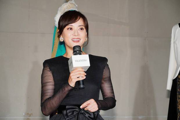 孙俪与何超莲同框：知性优雅PK甜美可人-3