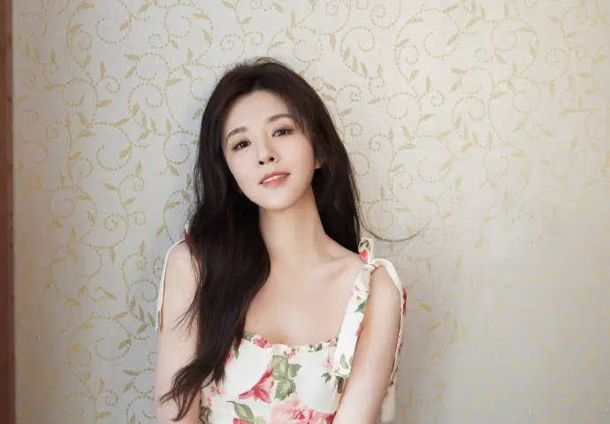 王晓晨否认“与俞灏明结婚生子”:未到人生新阶段-1 王晓晨否认“与俞灏明结婚生子”:未到人生新阶段-1