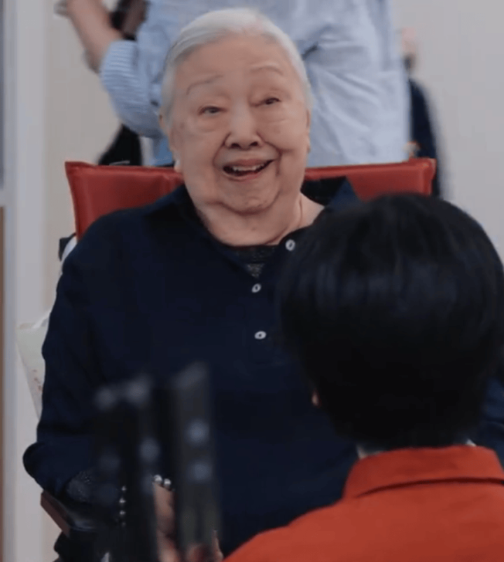 92岁游本昌澄清养老院生活,驳斥“子女不孝”传闻-2 92岁游本昌澄清养老院生活,驳斥“子女不孝”传闻-2