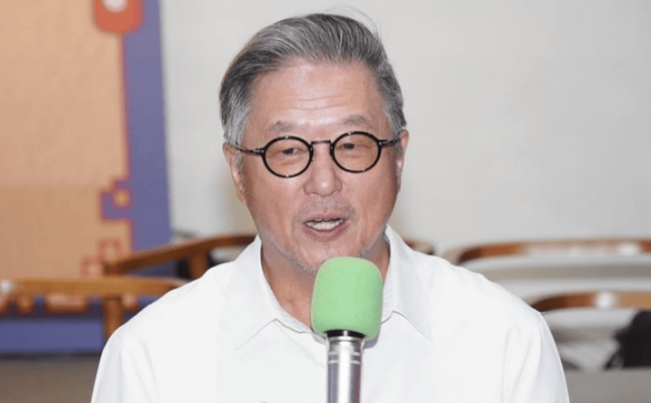 王伟忠：小S金钟奖提名，必将华丽亮相-1