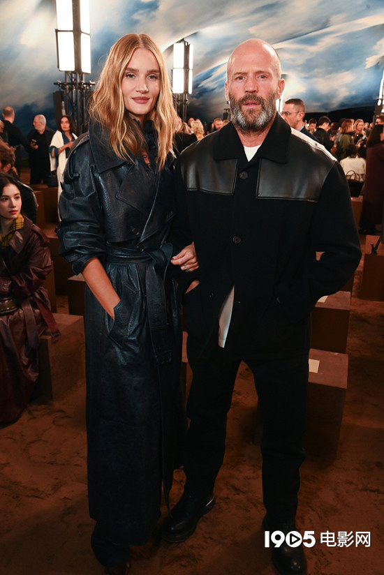 汤唯、乔贝贝、张婧仪、吴磊亮相伦敦时装周-1