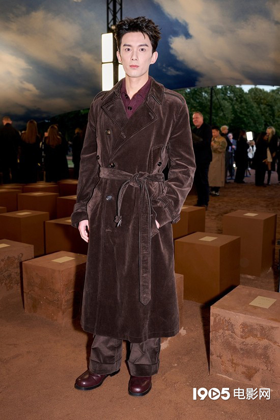 汤唯、乔贝贝、张婧仪、吴磊亮相伦敦时装周-3