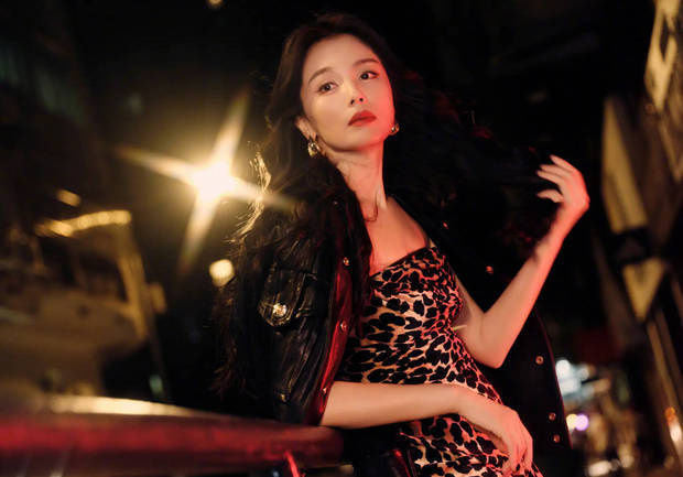 刘涛大湾区晚会豹纹抹胸裙造型,性感迷人-4 刘涛大湾区晚会豹纹抹胸裙造型,性感迷人-4